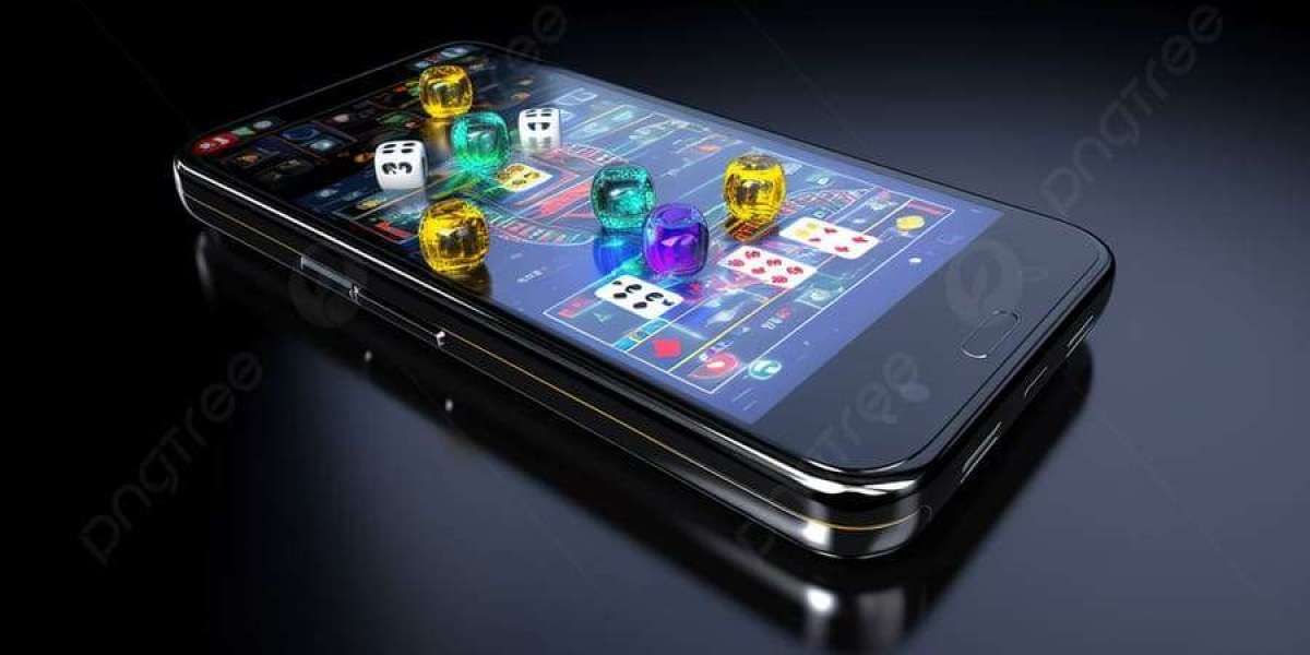 Baccarat Unveiled: Winning Big with Witty Plays in Online Gaming
