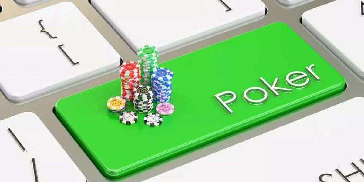Baccarat and Chips: Mastering the Art of Online Card Cracking!