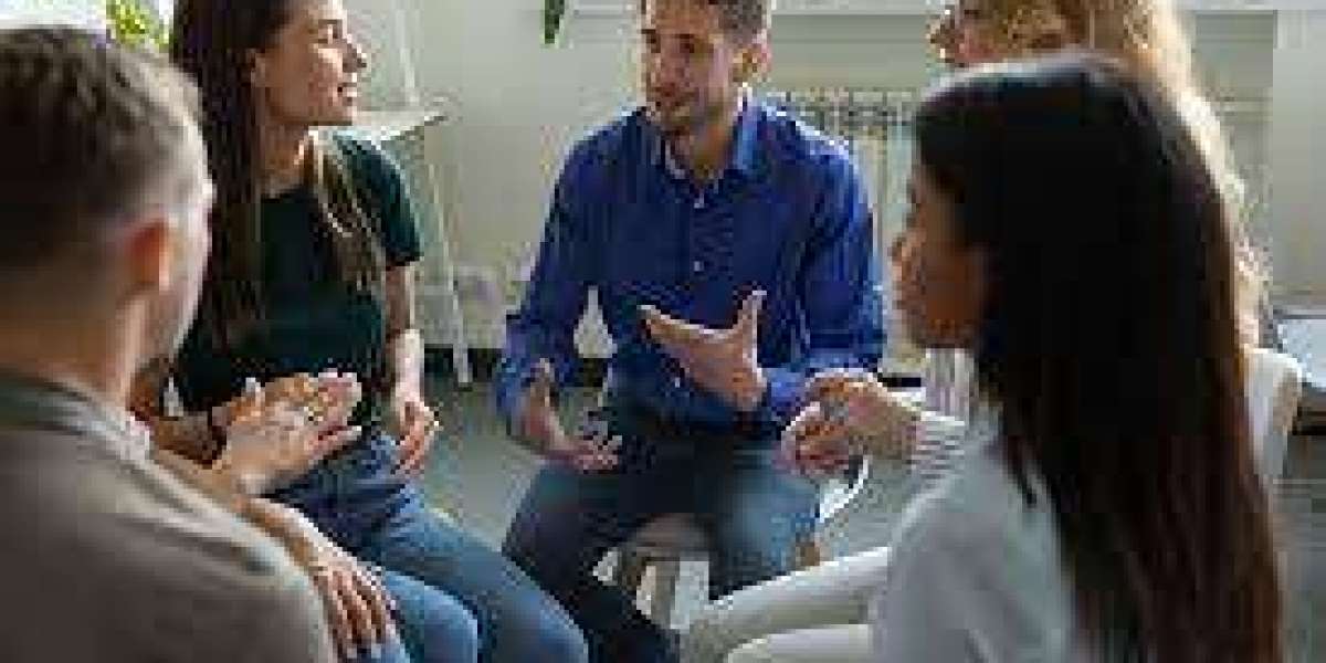 Family Therapy in Alcohol Rehabilitation Centers: Healing Together