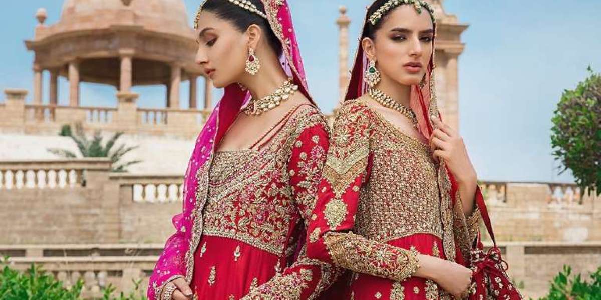 Top Trends in Pakistani Wedding Suits for Every Bride