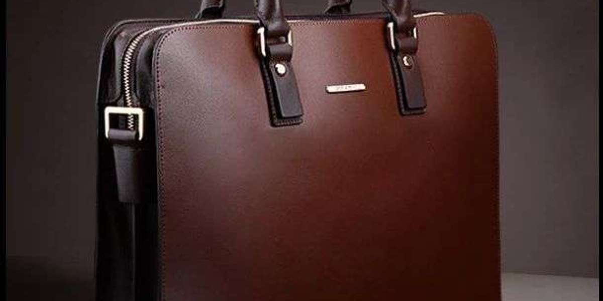 The Perfect Laptop Work Bag: Blend of Style and Function